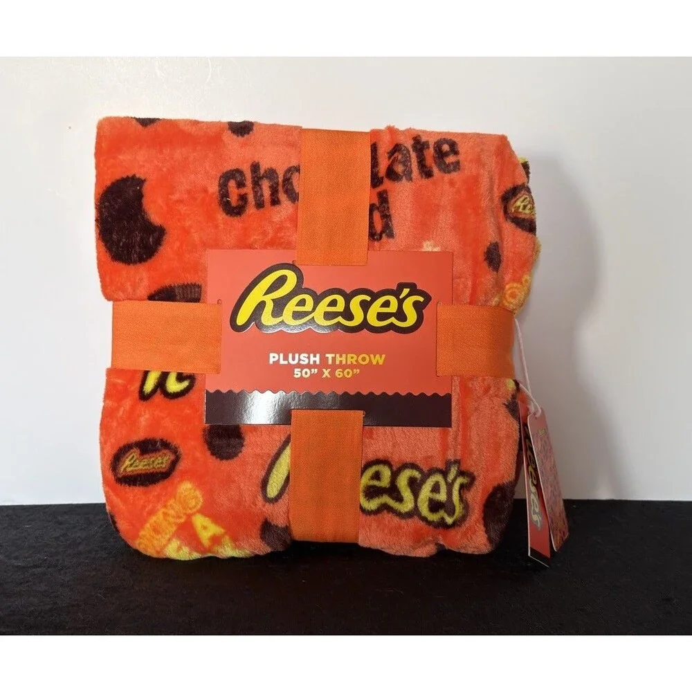 Reese’s Peanut Butter Cups Plush Throw Blanket 50x60 Hershey Licensed